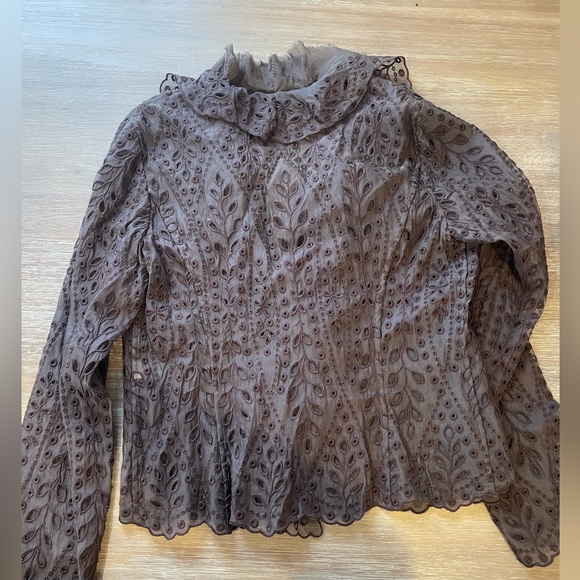 100% silk Elie Tahari ruffled vintage jacket . - Picture 4 of 6